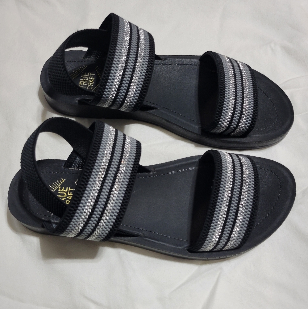 EUC True Craft size 7 women's sandals